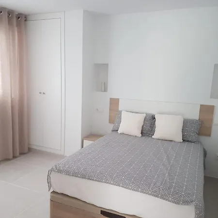 Edman Del Mar Apartment